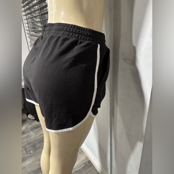 Vans Black and White Athletic Shorts - Picture 5 of 8
